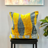 Velvet Ikat Cushion Avant-Garde | Velvet Ikat Pillow Avant-Garde