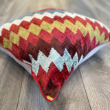 Velvet Ikat Cushion Nômade | Different angle view