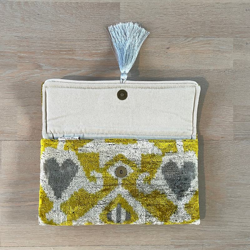 Multipurpose Ikat Clutch Bag Anacapri