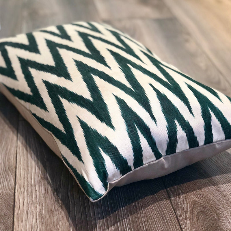 Good Looking Green Zigzag Silk Ikat Pillow 
