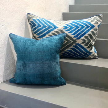 Velvet Ikat Pillow Windcraft with blue cushion